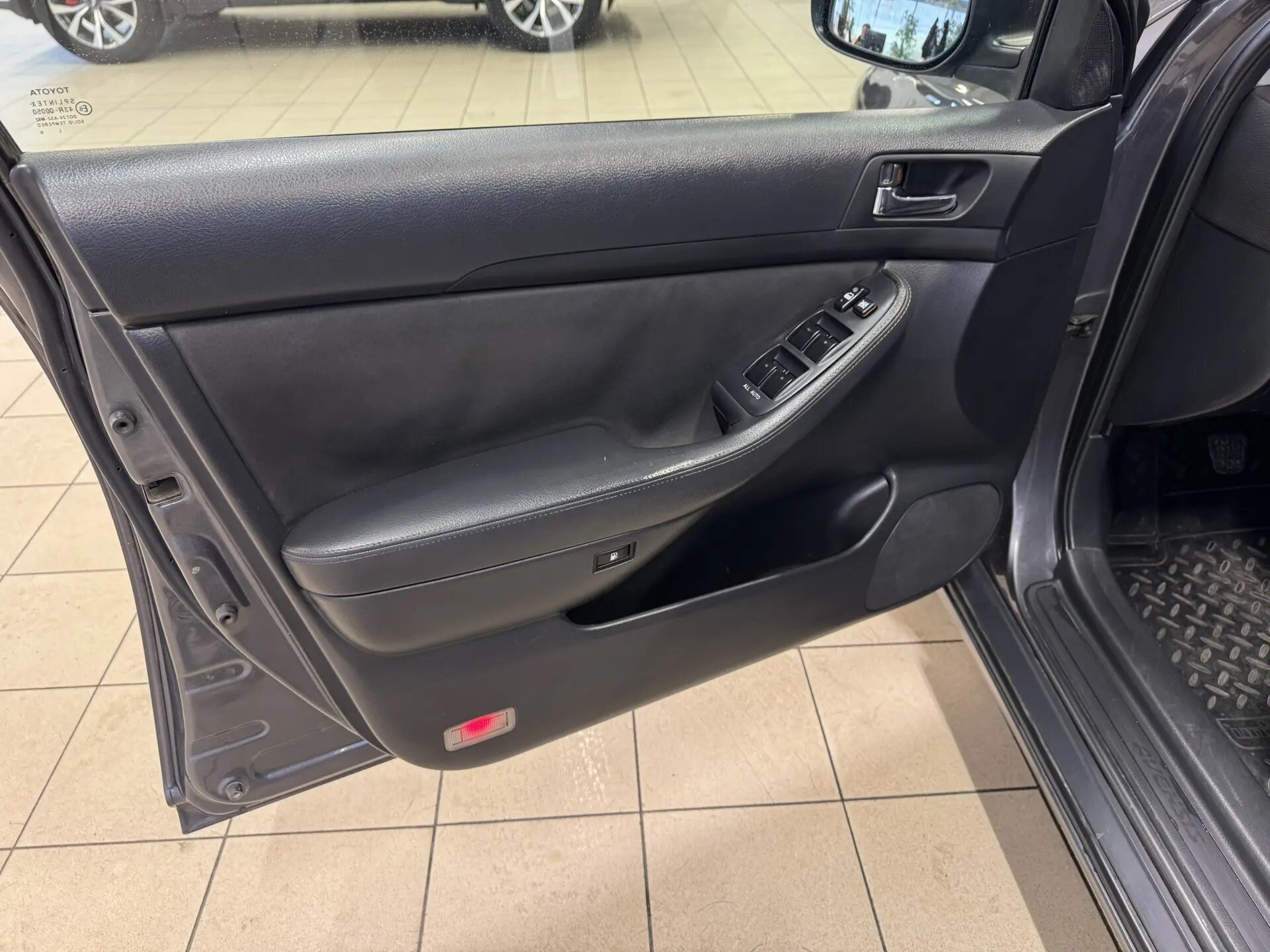 Toyota Avensis, II Рестайлинг 2006